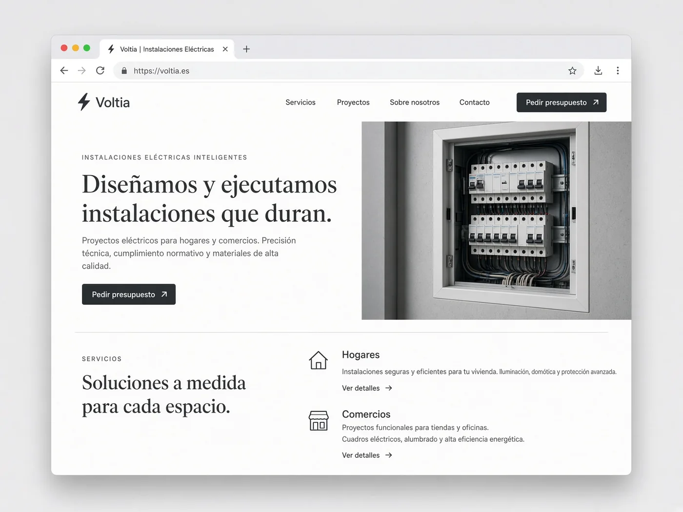 Vista previa de la web Voltia: página de electricidad con solicitud de presupuesto y lectura clara.